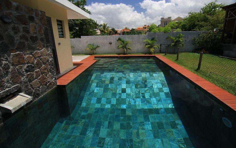 Villa Des Frangipanes La Gaulette Bagian luar foto