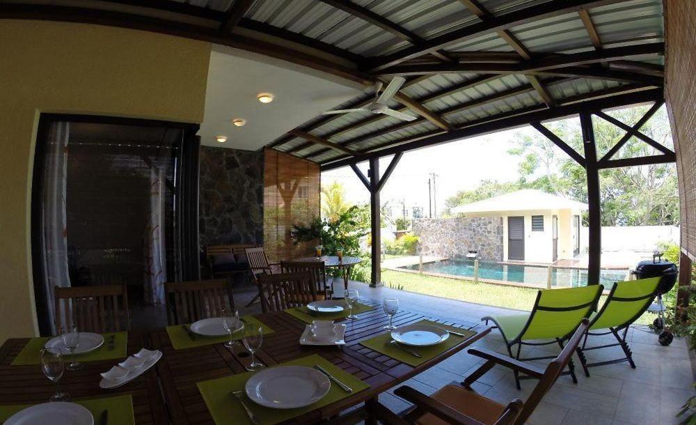 Villa Des Frangipanes La Gaulette Bagian luar foto