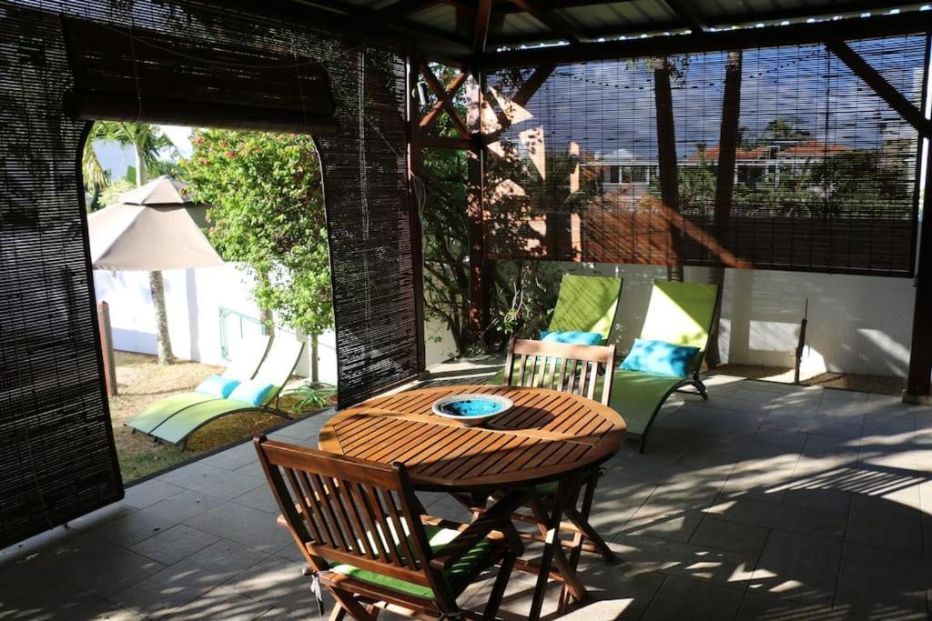 Villa Des Frangipanes La Gaulette Bagian luar foto